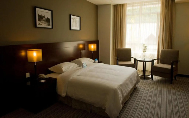 Hotel Sixty3