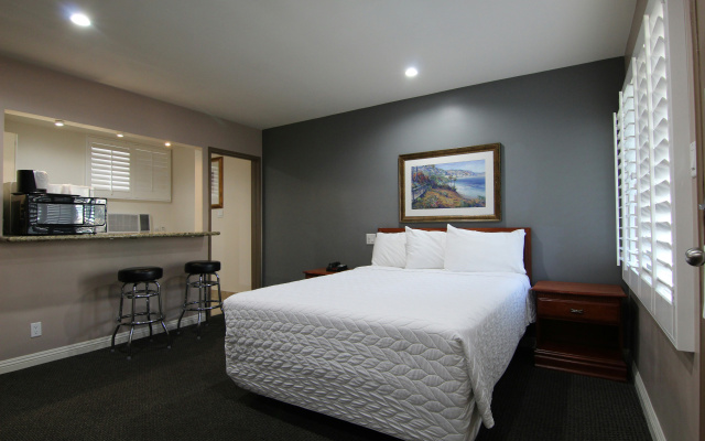 Dunes Inn - Wilshire