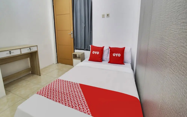 OYO Living 90950 Forzando House