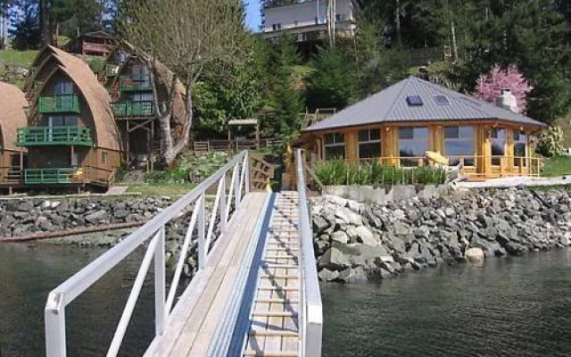 Seascape Waterfront Resort