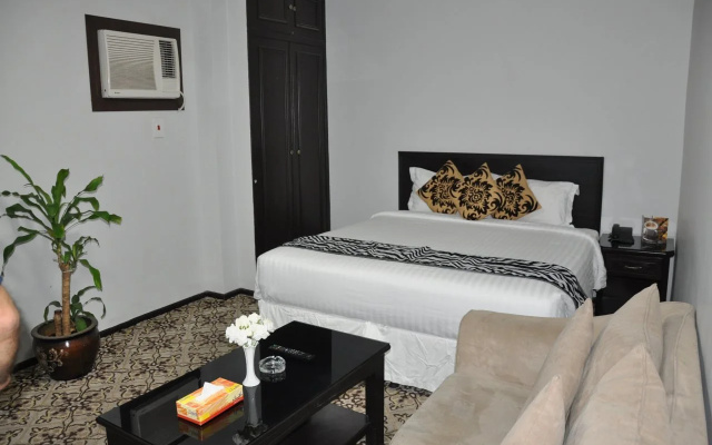 Moon Hotel