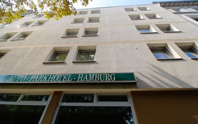 Отель Auto-Parkhotel вид на фасад