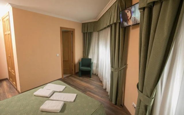 Hotel Payro