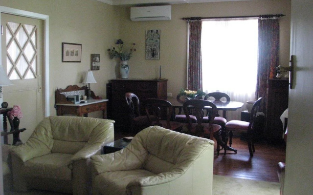 A Winter-Rose Cottage B&B
