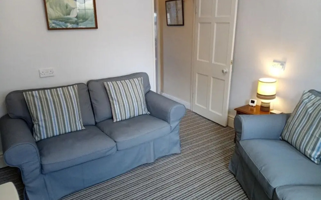 Holly Cottage