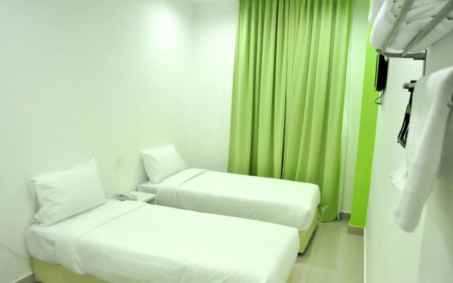 YY48 Hotel