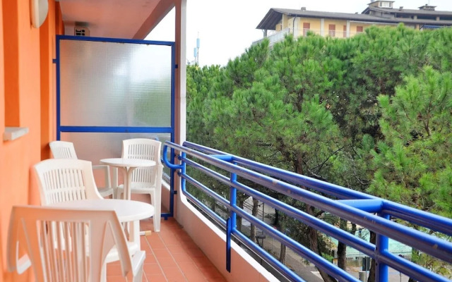 Nice Apartment With Terrace Next to the sea