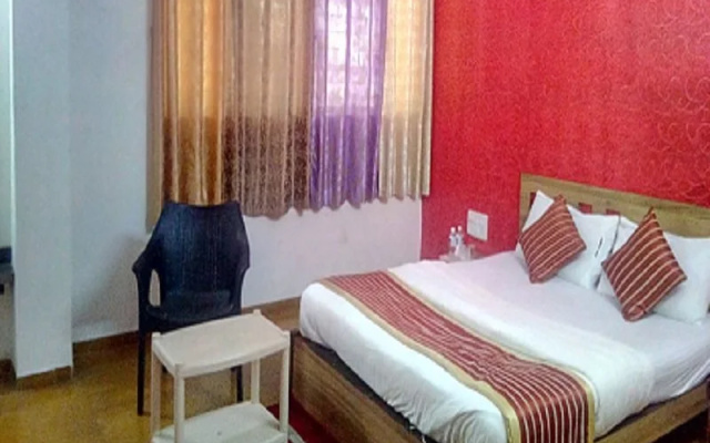 Gourish Resort (Pure Veg)