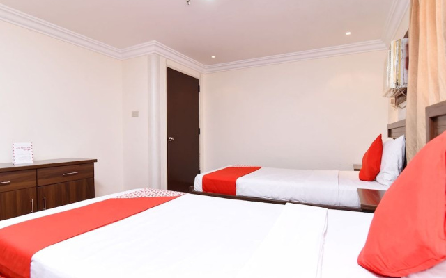 OYO 416 Bonais Hotel