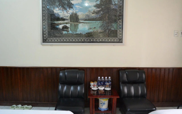 Thuy Linh Hotel Halong