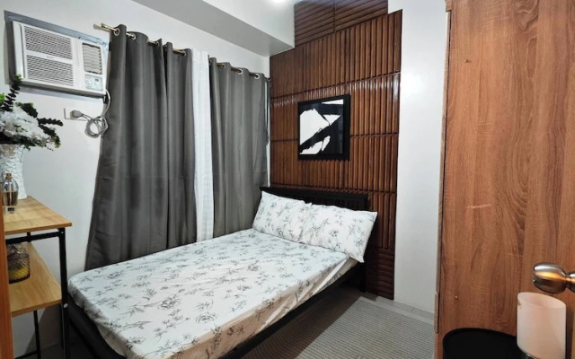 Luxurious and Cozy Condo in Quezon City With City View