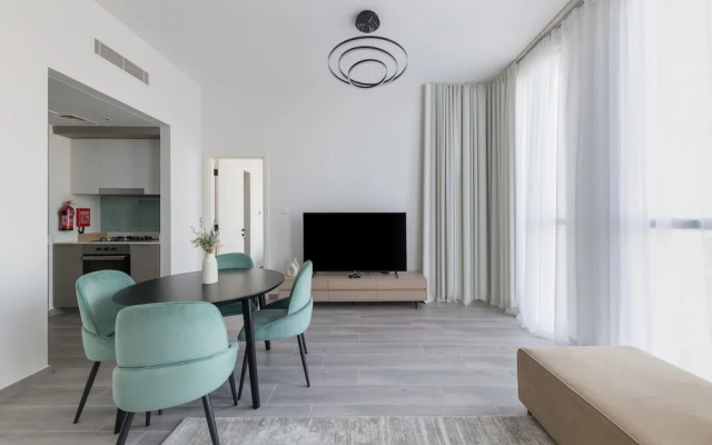 Fresh And Quiet 1BR at Noor 4 Tower
