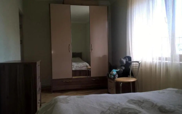 Apartment on Tigranyan 5