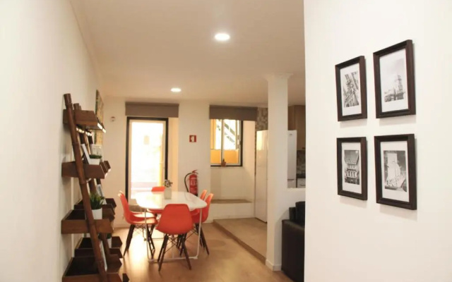 RomanticHome at Alfama's Heart