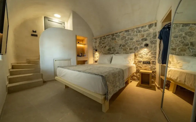 Alaya Suites
