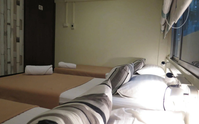 I-Sleep Silom Hostel
