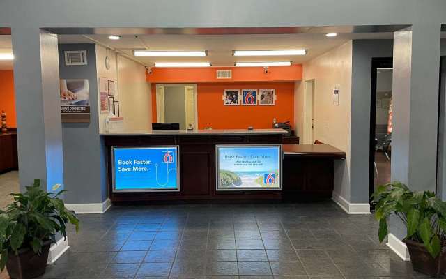 Motel 6 Pooler, GA - Savannah Airport