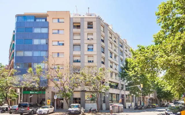 Barna House Hotel вид на фасад