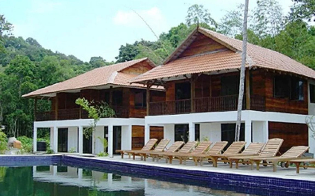 D'Coconut Lagoon