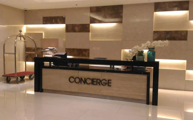 Condo Unit With Balcony in Manila