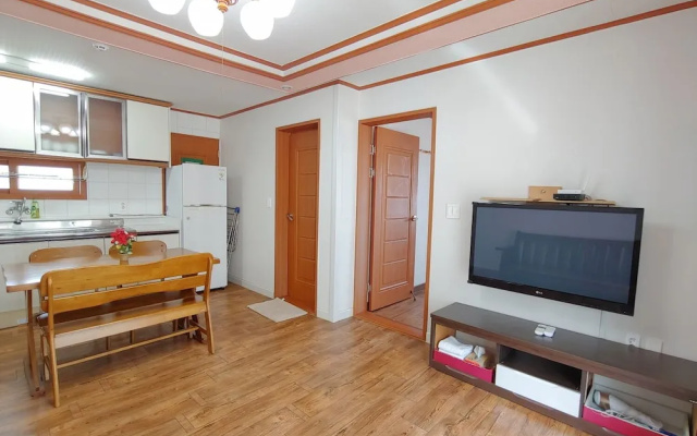 Seongsan Sunrise Pension