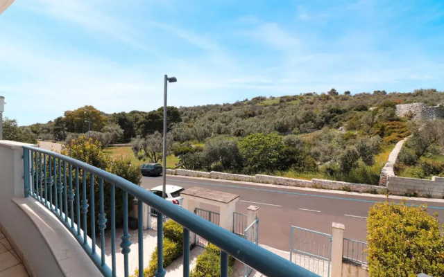 "casa Turritella in Castro sea View Sleeps 6"