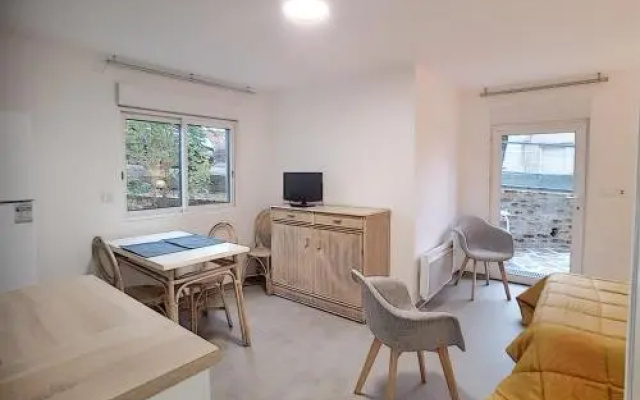 Apartment Maguejea, 13 Rue Paul Cere 8