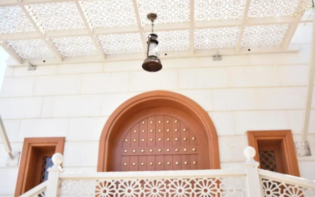 Fort Guesthouse نُزل القلعة