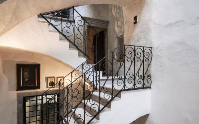 Goldenstern Townhouse