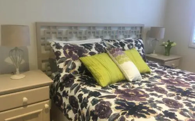 Its De-Lovety B&B