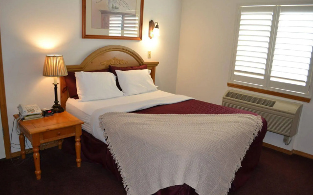 Anaco Bay Inn