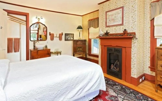Black Lantern B&B