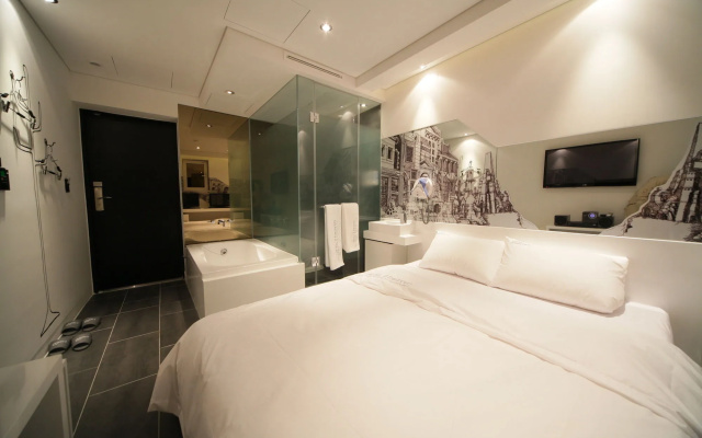 Hotel 2 Heaven Jongno