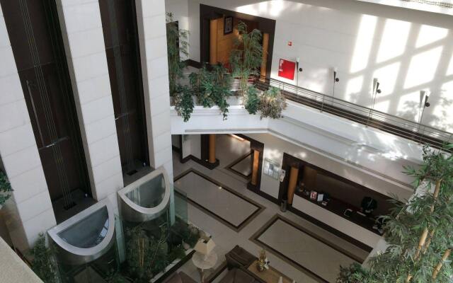 Hotel Riviera вид на фасад