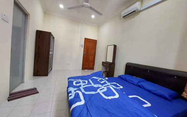 AL' Indara Bunglow Homestay Taiping