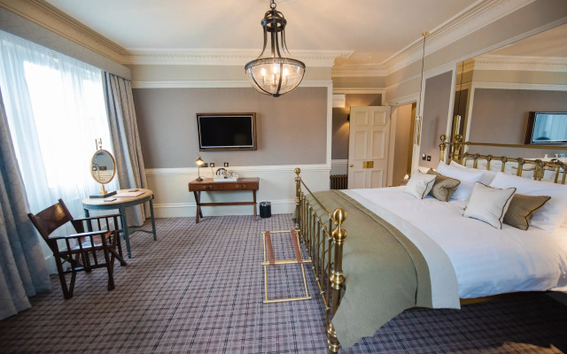 Cornhill Castle Hotel