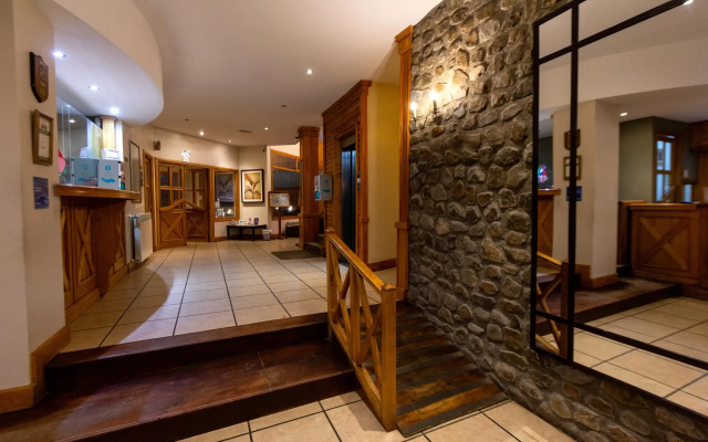 Altos Ushuaia Hotel & Resto