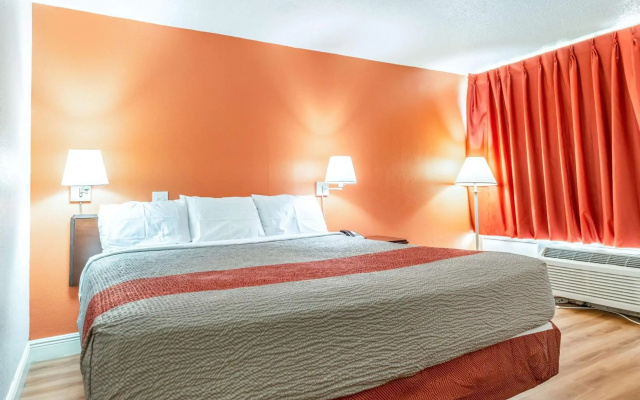 Motel 6 Natchitoches, LA
