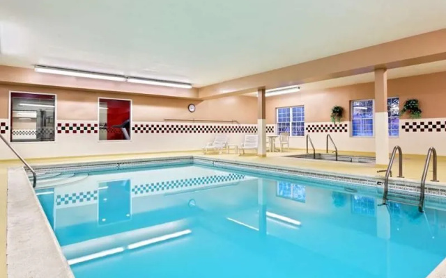 Country Inn & Suites By Carlson, Elgin, IL