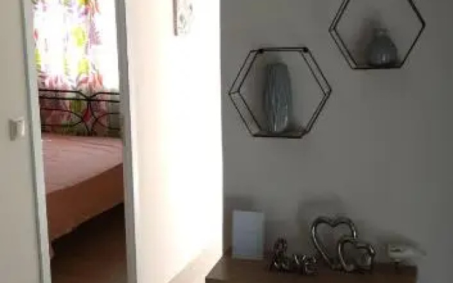 Iro-Kostas House 3