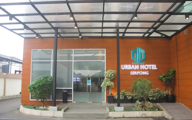 Urban Hotel Serpong