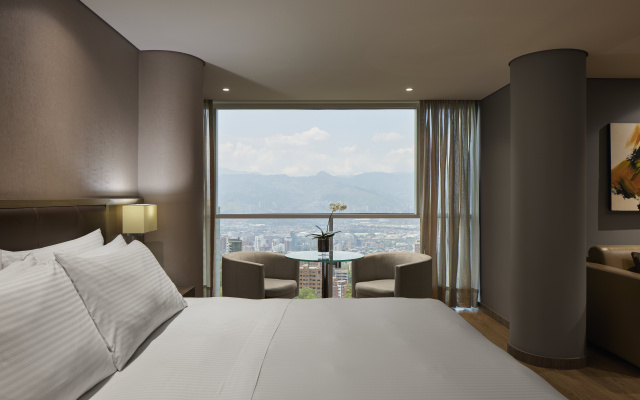 Binn Hotel