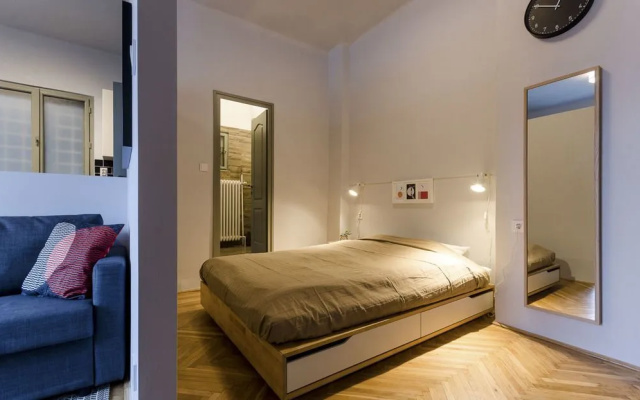 Bergamot Apartment