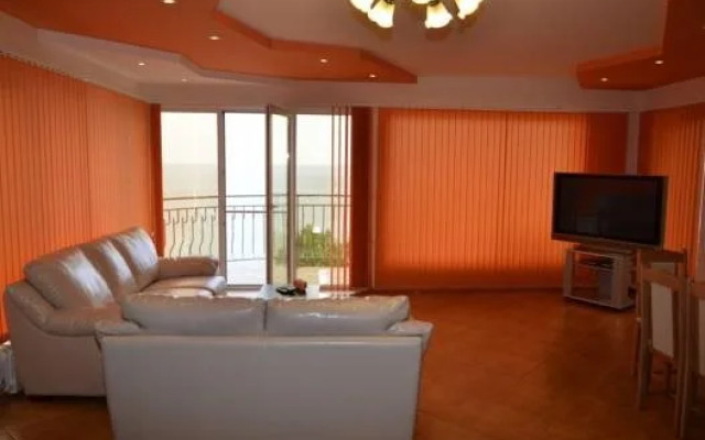 Plamena Guest House