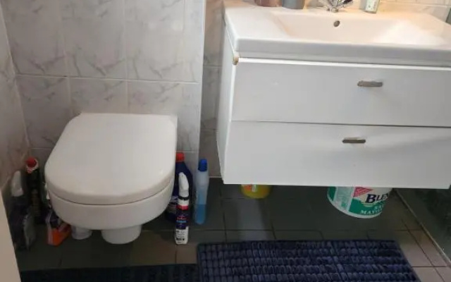 private room to rent