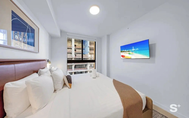High-Rise Condo in DTW Miami -Pool & Gym