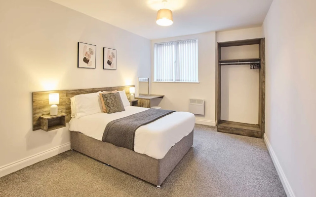 Host Stay Promenade Suite
