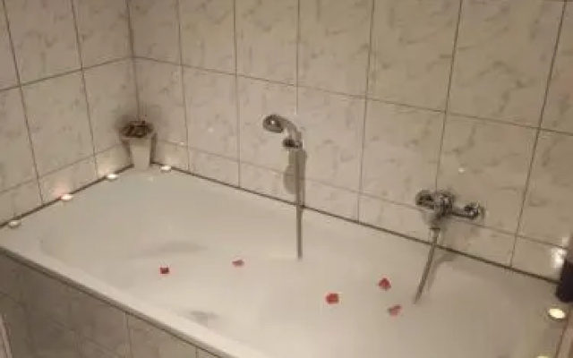 Apartment Wesseling Nauerz