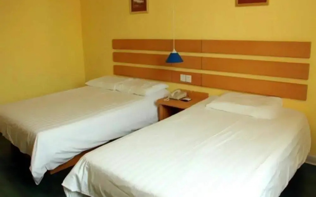 Home Inn Weihai Shichang Avenue