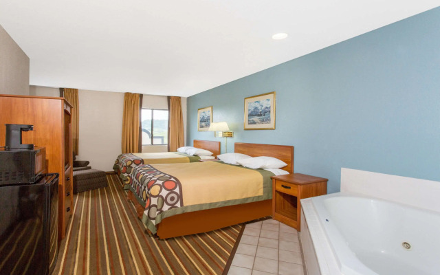 Super 8 by Wyndham Bedford